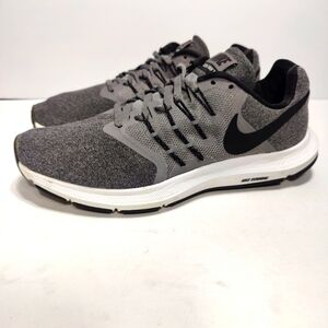 Nike Run Swift Running Gray Sneaker Athletic Lace Up Shoes Women's Size 9.5